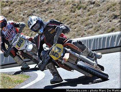 supermotard_finale_s2_07_alp_huez_2010.jpg