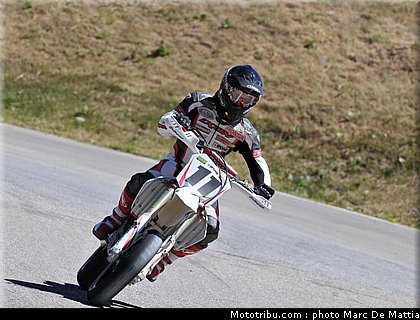 supermotard_verscheure_1_alp_huez_2010.jpg