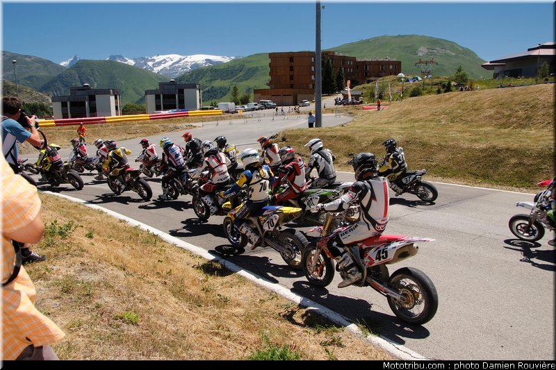 supermotard_finale_s1_004_alp_huez_2010