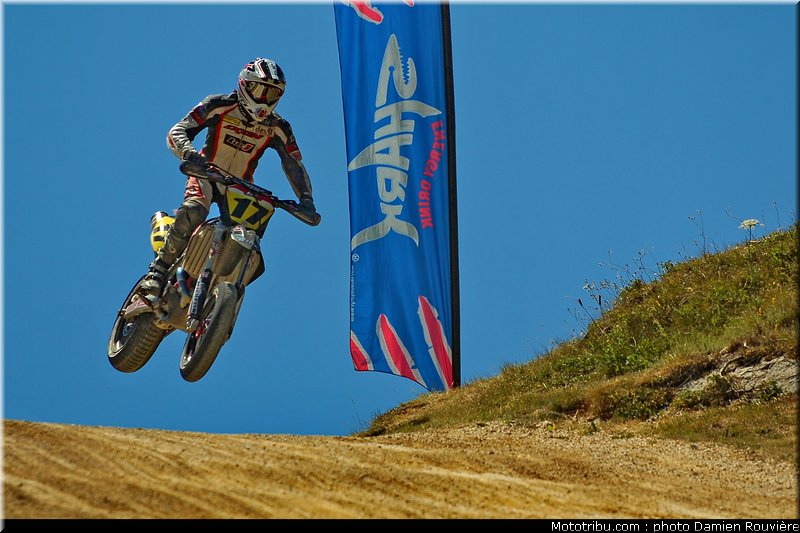 supermotard_finale_s2_004_alp_huez_2010