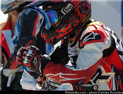 supermotard_baffeleuf_4_alp_huez_2010.jpg