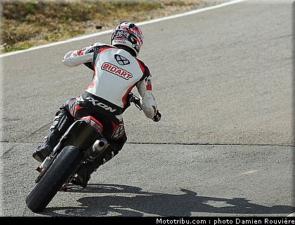 supermotard_bidart_09_alp_huez_2010.jpg