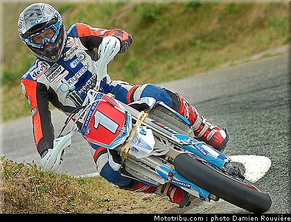 supermotard_blot_07_alp_huez_2010.jpg