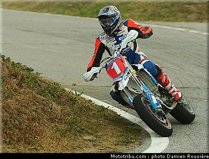 supermotard_blot_08_alp_huez_2010.jpg