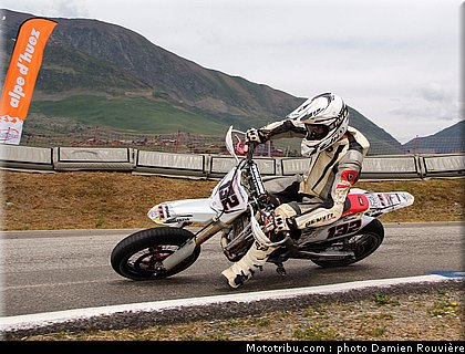 supermotard_chanseaud_2_alp_huez_2010.jpg
