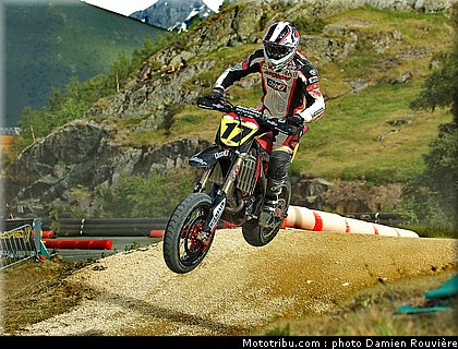 supermotard_flandin_06_alp_huez_2010.jpg