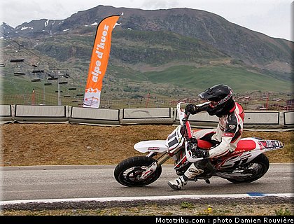 supermotard_foucart_alp_huez_2010.jpg