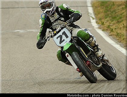 supermotard_gerardin_3_alp_huez_2010.jpg