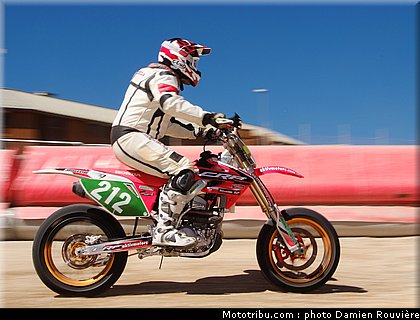 supermotard_gimeno_1_alp_huez_2010.jpg