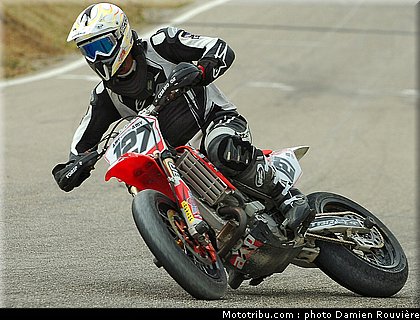 supermotard_grelier_4_alp_huez_2010.jpg