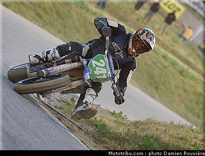supermotard_larnaudie_1_alp_huez_2010.jpg