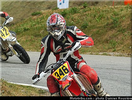 supermotard_lefevre_4_alp_huez_2010.jpg