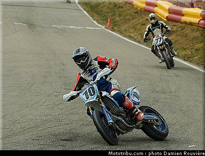 supermotard_marieluce_4_alp_huez_2010.jpg
