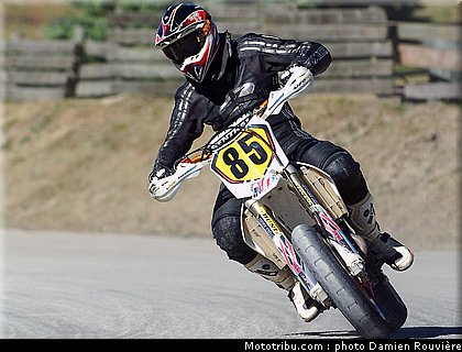 supermotard_martinez_4_alp_huez_2010.jpg