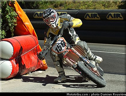 supermotard_mouraud_2_alp_huez_2010.jpg