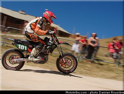 supermotard_open_04_alp_huez_2010.jpg