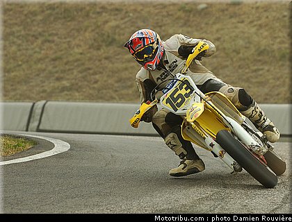 supermotard_paillassa_alp_huez_2010.jpg