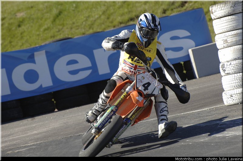 superbiker_rea_1_mettet_2010