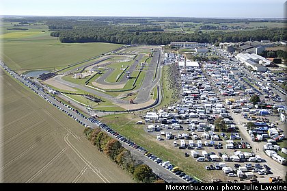 superbiker_ambiance_07_mettet_2010.JPG