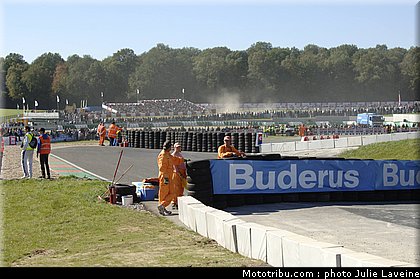 superbiker_ambiance_19_mettet_2010.jpg
