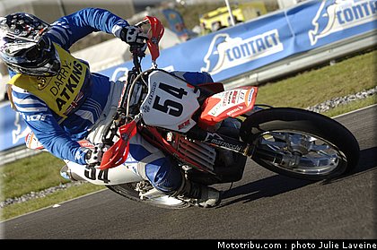 superbiker_atkins_7_mettet_2010.jpg