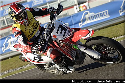 superbiker_chambons_09_mettet_2010.jpg