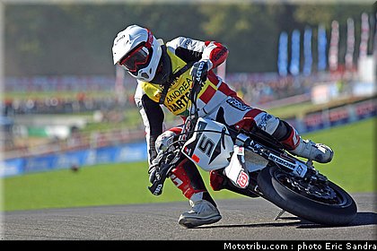 superbiker_bartolini_1_mettet_2010.jpg