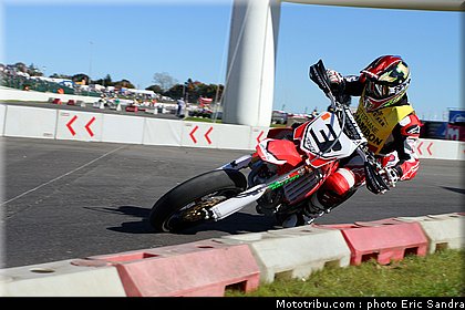 superbiker_chambon_3_mettet_2010.jpg