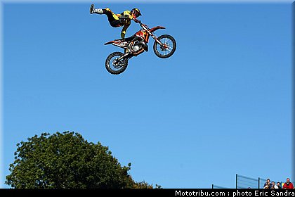 superbiker_freestyle_12_mettet_2010.jpg