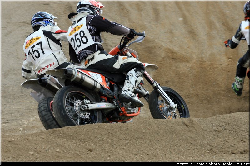 002_superbiker_mettet_2011