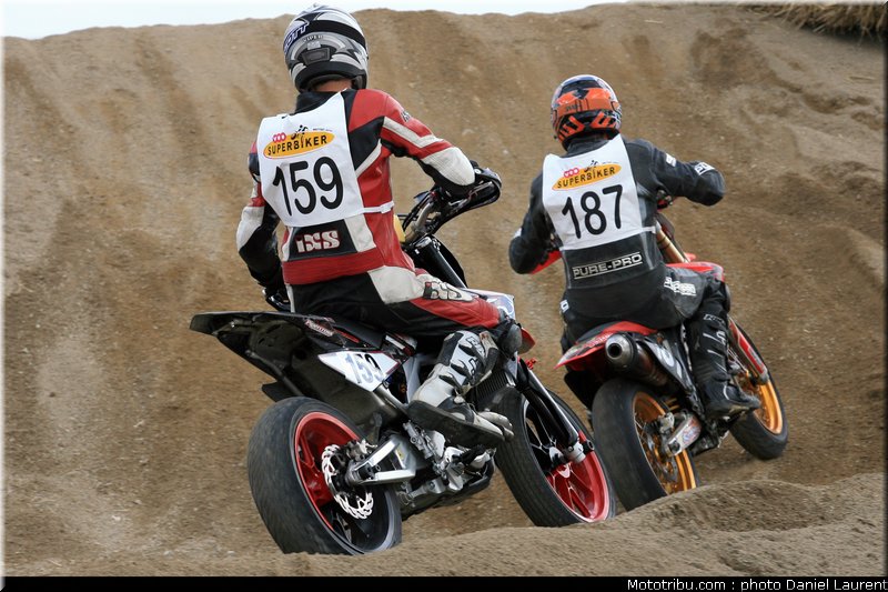 003_superbiker_mettet_2011