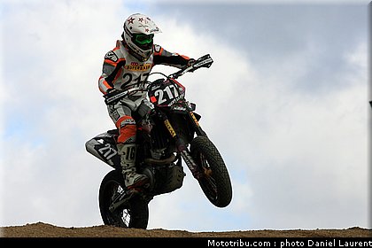 vandercapelle_001_superbiker_mettet_2011.jpg