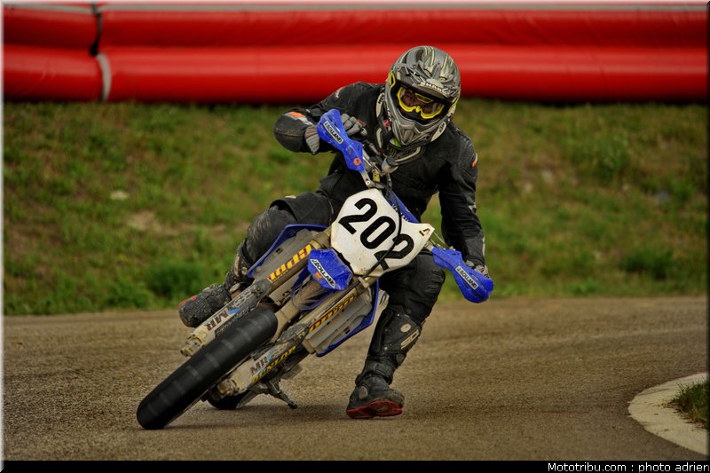 supermotard_borel_002_alp_huez_2011