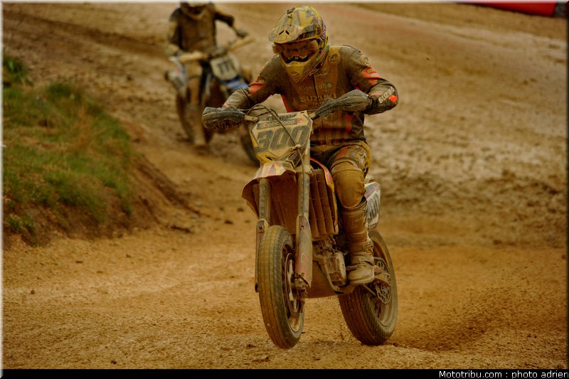 supermotard_fesquet_010_alp_huez_2011