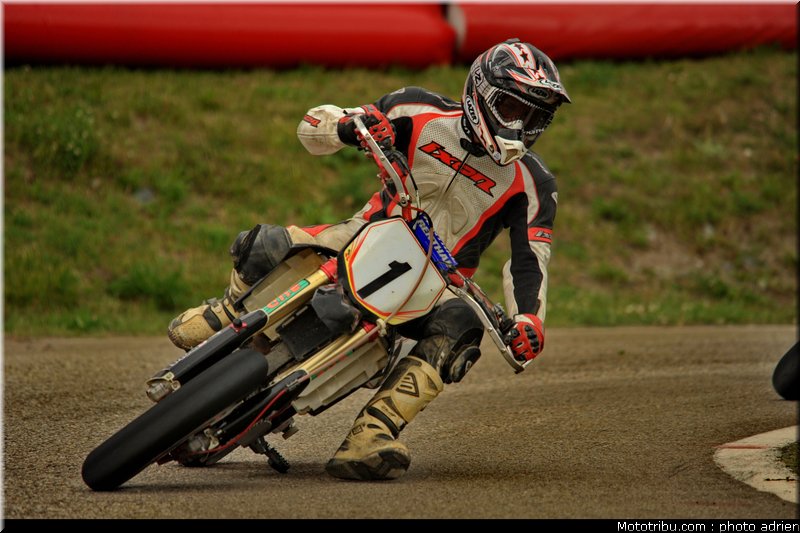 supermotard_girard_003_alp_huez_2011