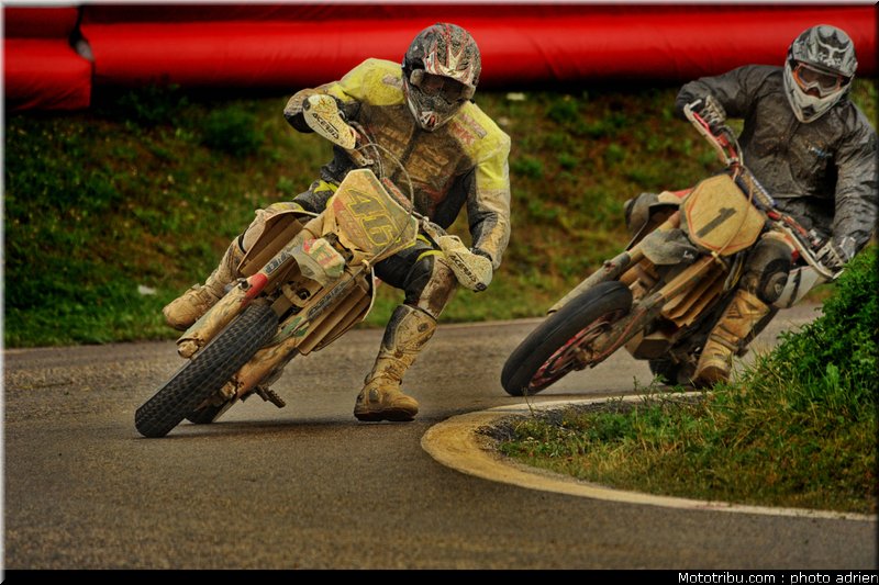 supermotard_gras_p_003_alp_huez_2011
