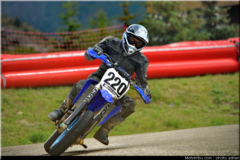 supermotard_joos_001_alp_huez_2011