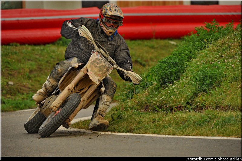 supermotard_larnaudie_002_alp_huez_2011