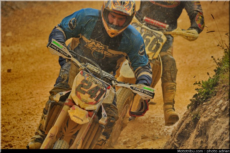 supermotard_larnaudie_003_alp_huez_2011