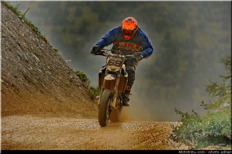 supermotard_magno_005_alp_huez_2011