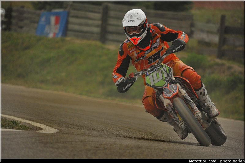 supermotard_pasco_s_002_alp_huez_2011