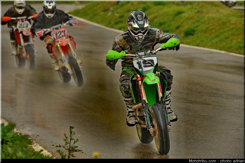 supermotard_petard_006_alp_huez_2011