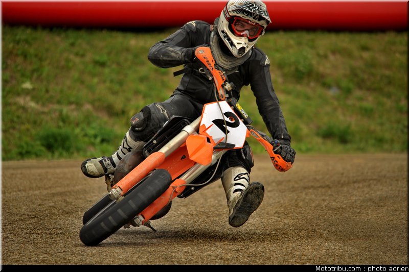 supermotard_vidonne_001_alp_huez_2011