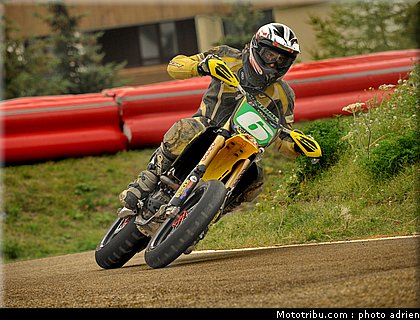 supermotard_brillante_001_alp_huez_2011.JPG