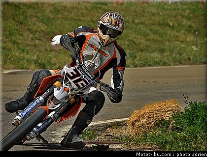 supermotard_broutier_001_alp_huez_2011.JPG