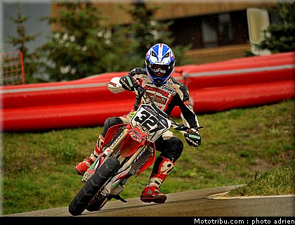 supermotard_courvallet_001_alp_huez_2011.JPG