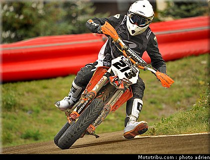 supermotard_deridder_001_alp_huez_2011.JPG