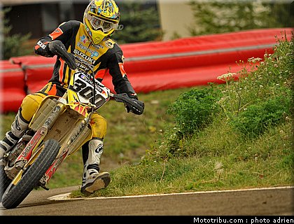supermotard_fesquet_006_alp_huez_2011.JPG