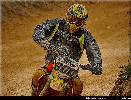 supermotard_fesquet_009_alp_huez_2011.JPG