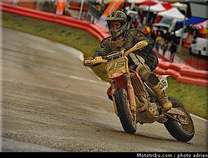 supermotard_guiffray_003_alp_huez_2011.JPG